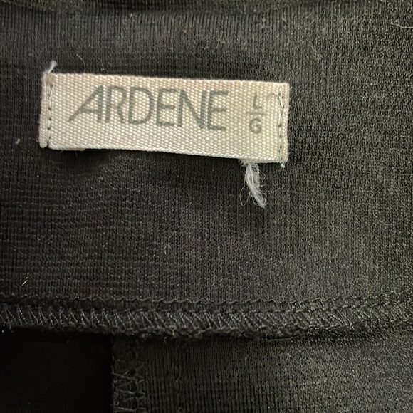 Black blazer, good for meetings and looking professional. - Picture 2 of 3